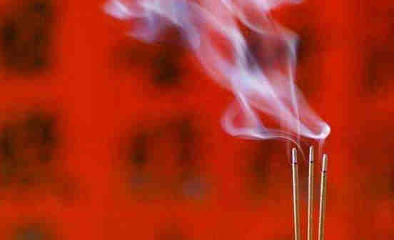 燒香的恰當方式是什么