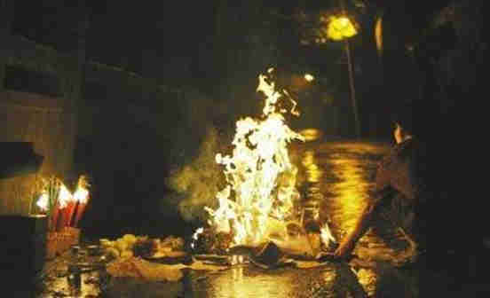 掃墓拜祖替他人燒紙行嗎?