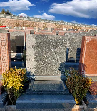 陶然沈陽墓地玫瑰園藍(lán)珍珠墓碑展示