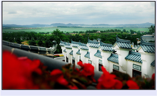 夫妻一方先過世，百年后怎樣安葬？