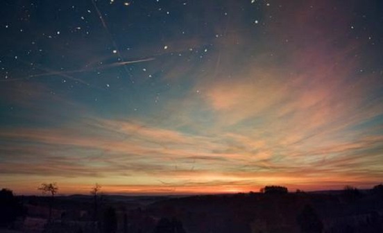 燒五七女兒為何要哭呢？